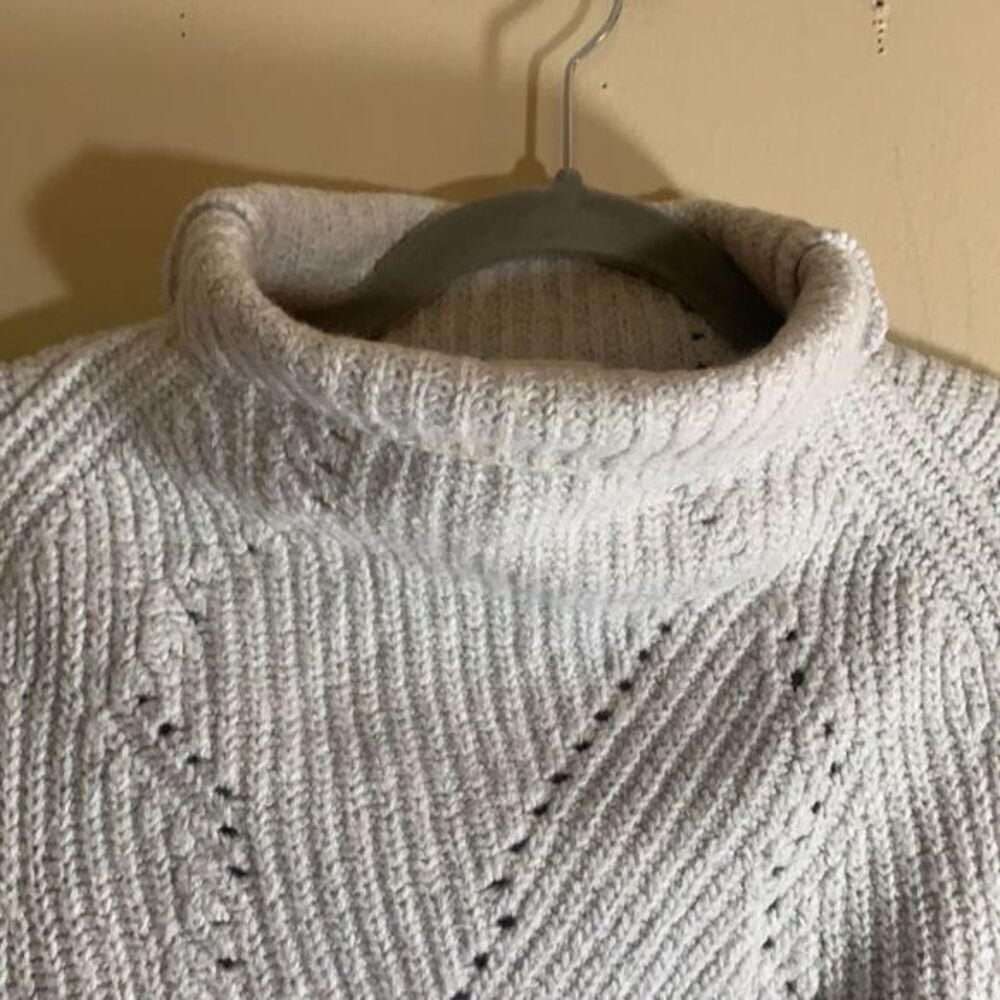 Wilfred 100% Wool Grey Sweater Top - Picture 5 of 7